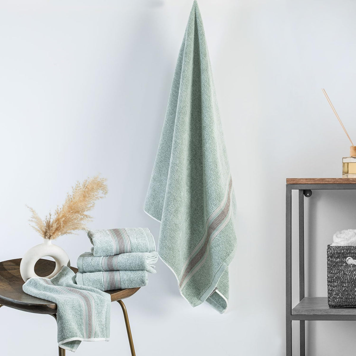 Super-Soft Water & Soil Hand Towel Set of 2|Luxurious Blend of Cotton & Bamboo Fiber Towel for Bathing|40X60 CM