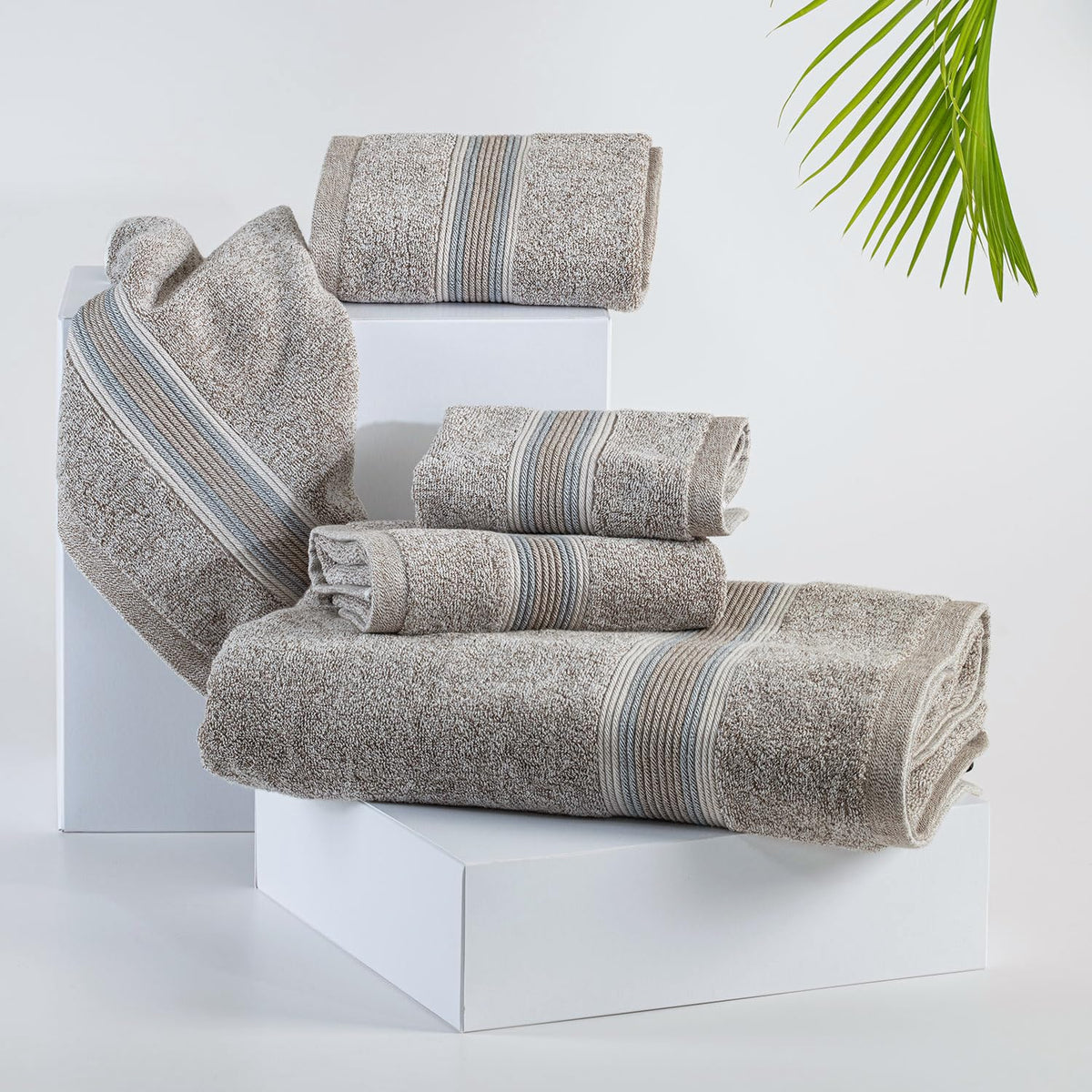 Super-Soft Water & Soil Hand Towel Set of 2|Luxurious Blend of Cotton & Bamboo Fiber Towel for Bathing|40X60 CM