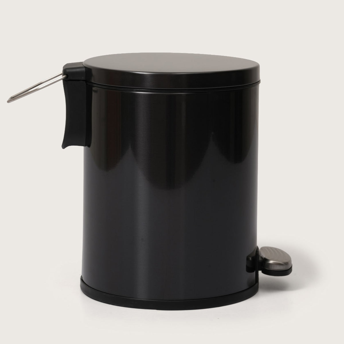 European Steel Pedal Dustbin - Black