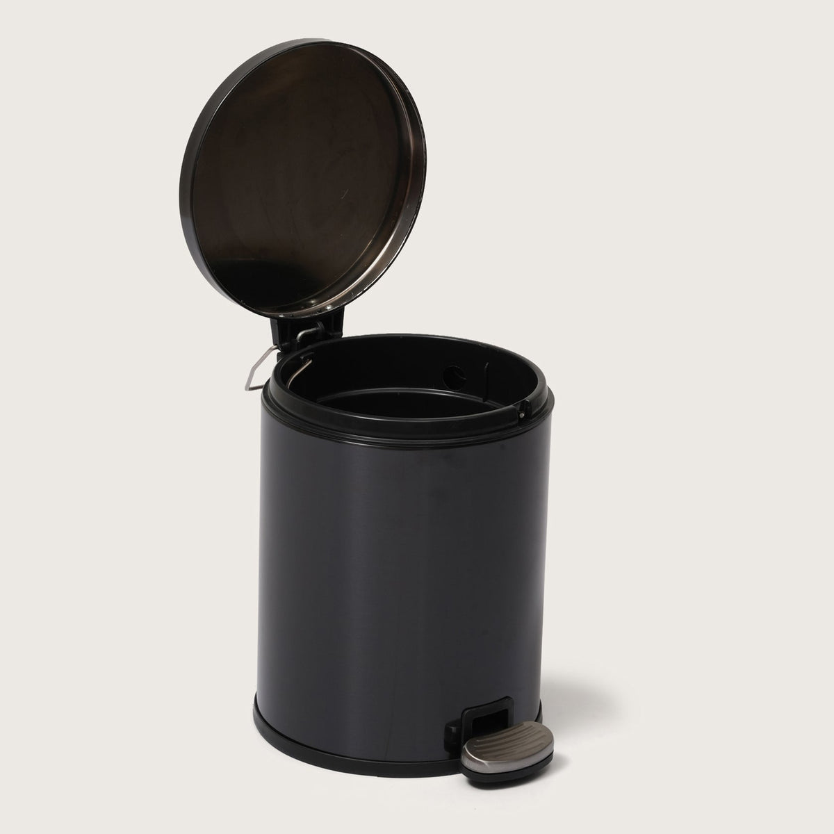 European Steel Pedal Dustbin - Black