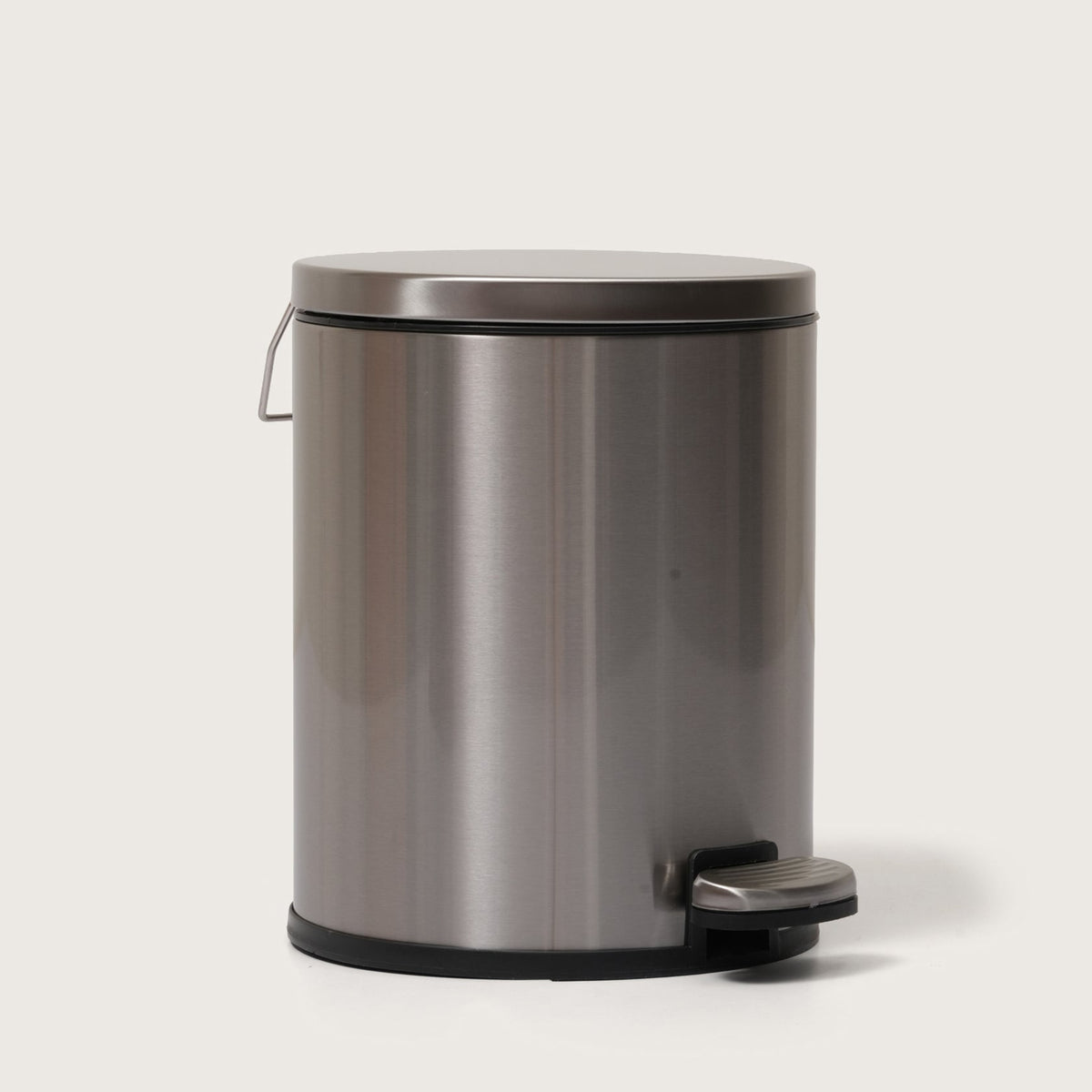 European Steel Pedal Dustbin - Silver