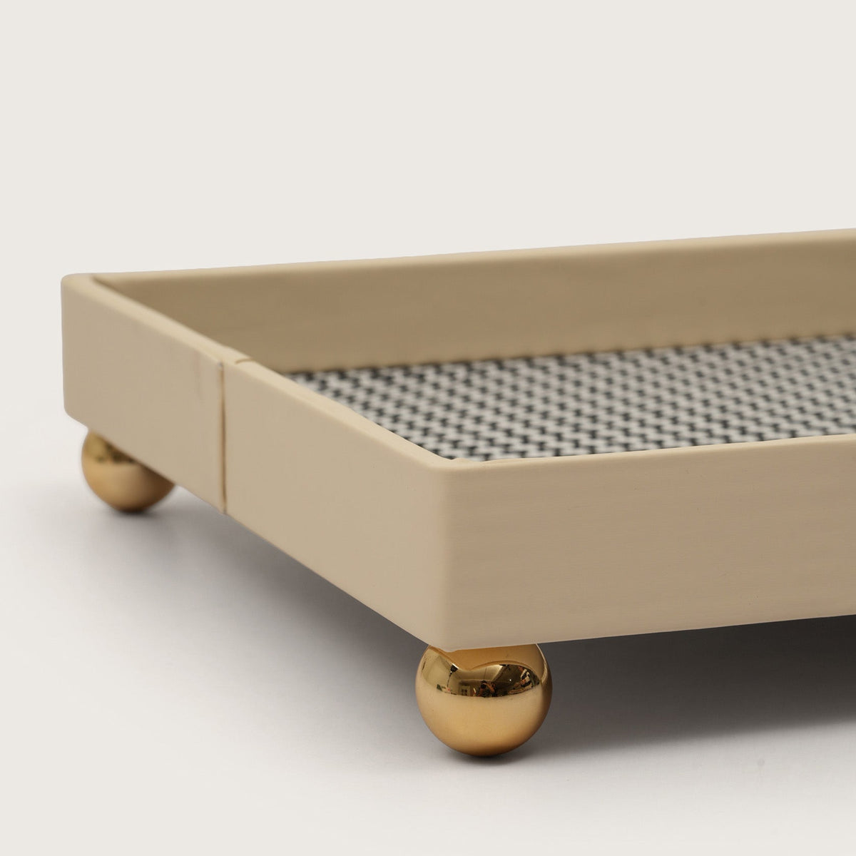 Checkered Organiser Tray Sphere Feet - Medium