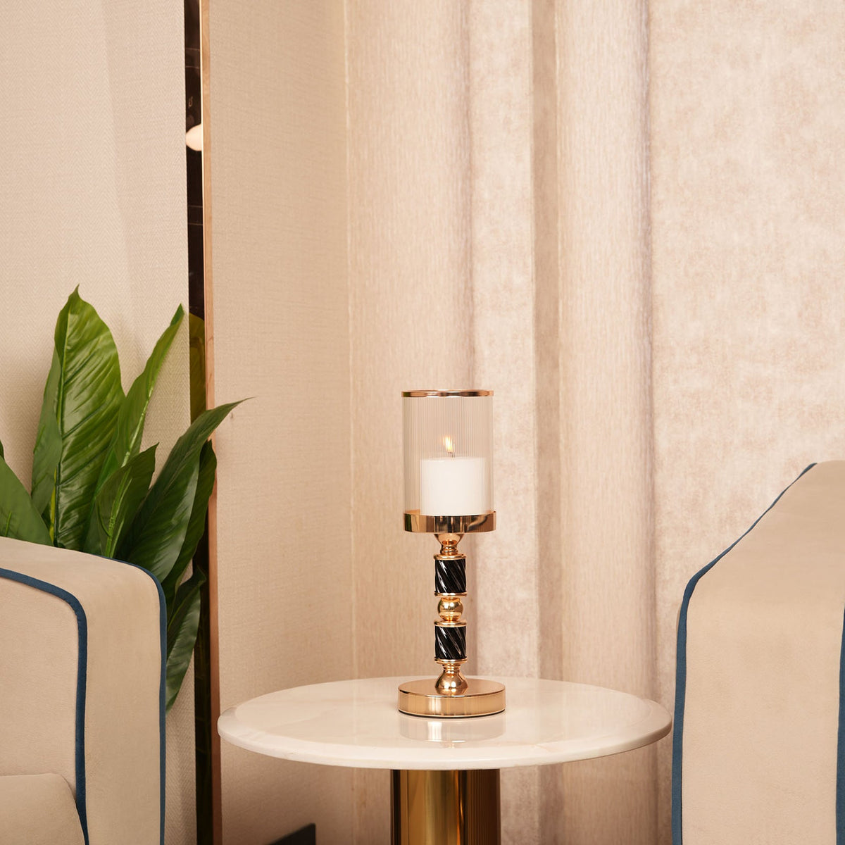 Spindle Candle Holder With Fluted Accent - Large