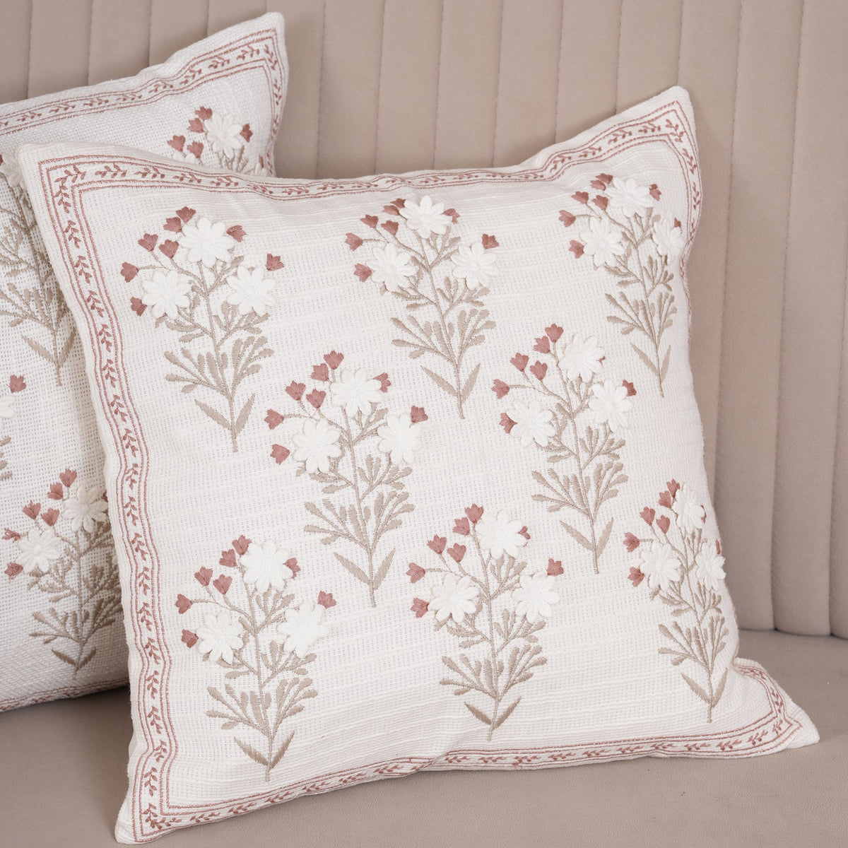 Botanical Daisy Accent Cushion Cover - Set of 2