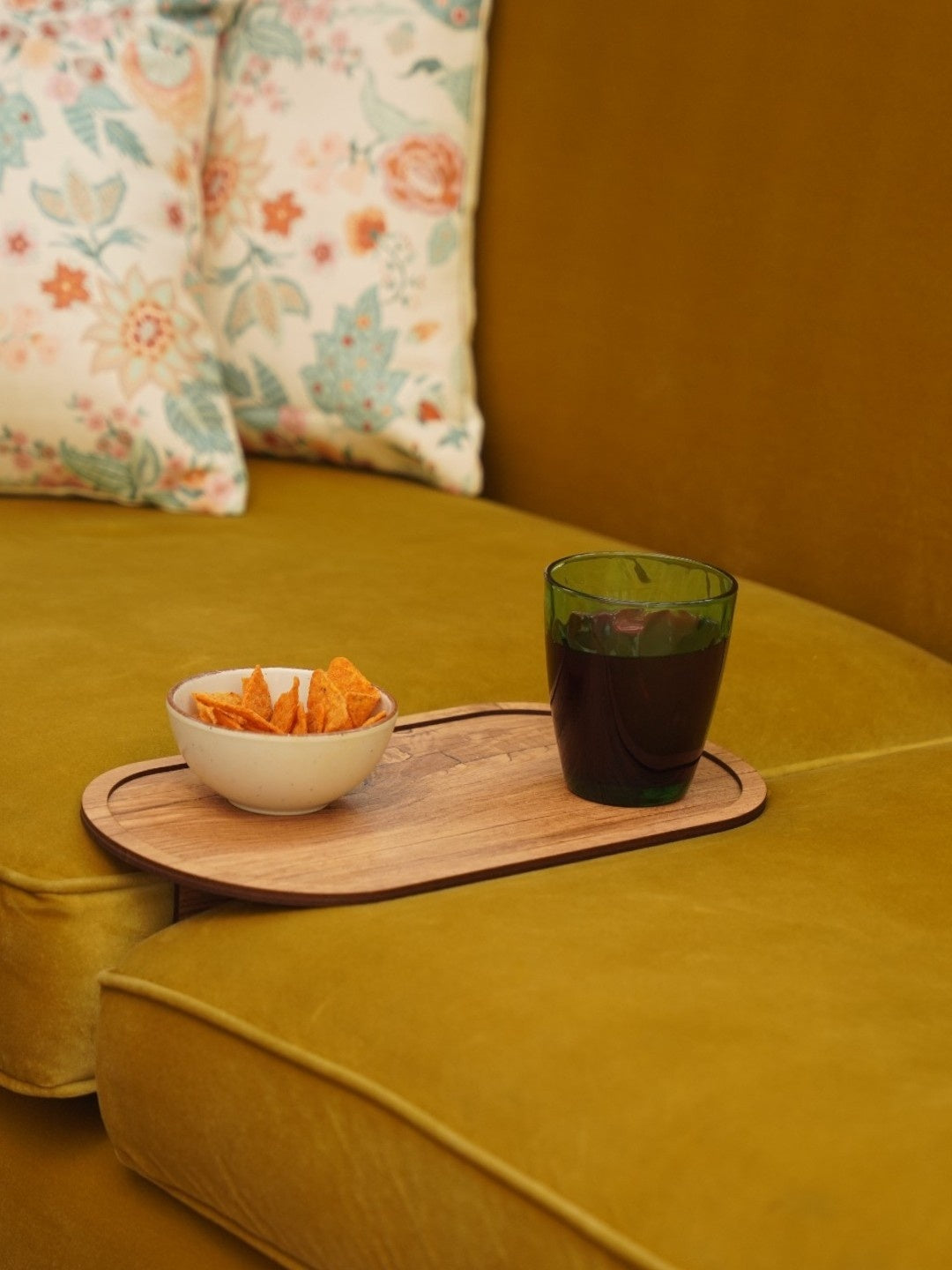 Contemporary Oval Sofa Tray
